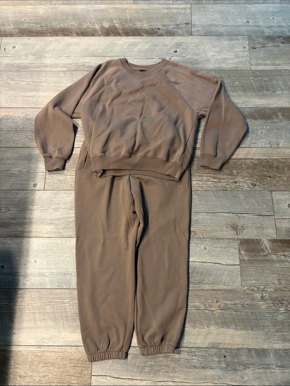 Gap sweatshirt & jogger  set mocha brown Sz M NWOT
